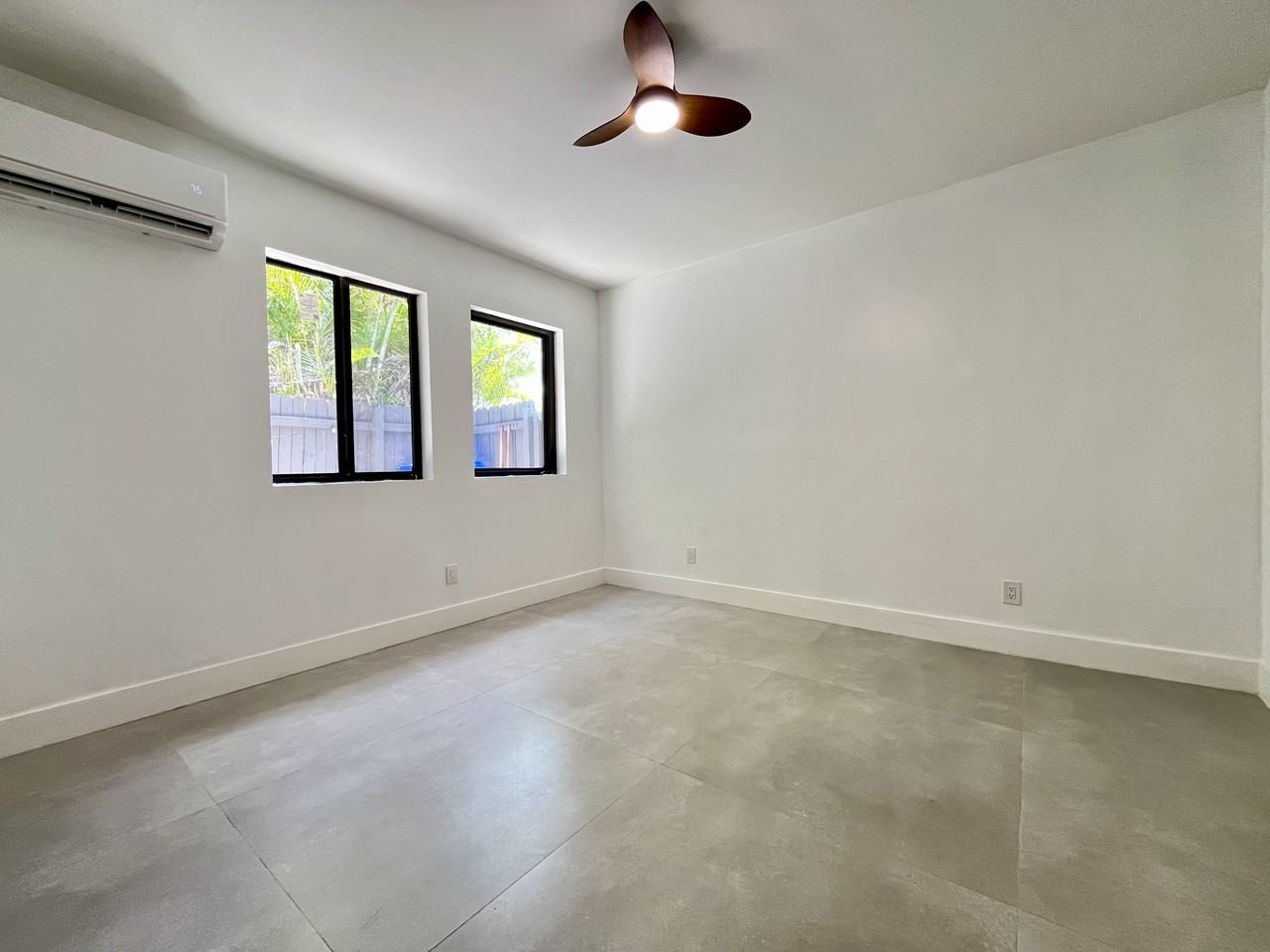 3574 Nw 12th St #2 - Photo 4 of 10