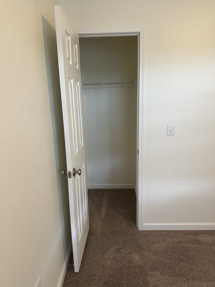 34 Circuit St #75 - Photo 7 of 10