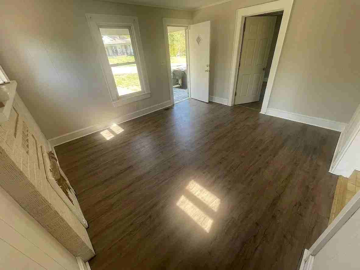 525 Lakeside Ave #NA - Photo 3 of 12