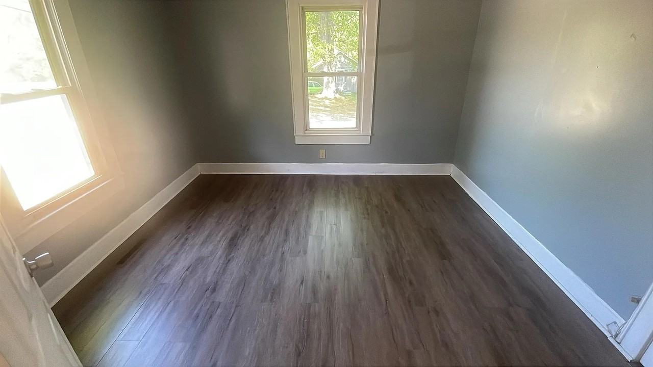 525 Lakeside Ave #NA - Photo 5 of 12