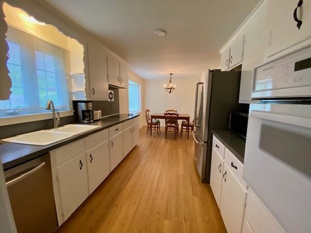 4613 Washington Dr #NA - Photo 4 of 19