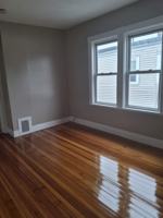 featured image of 7 Cameron St #3