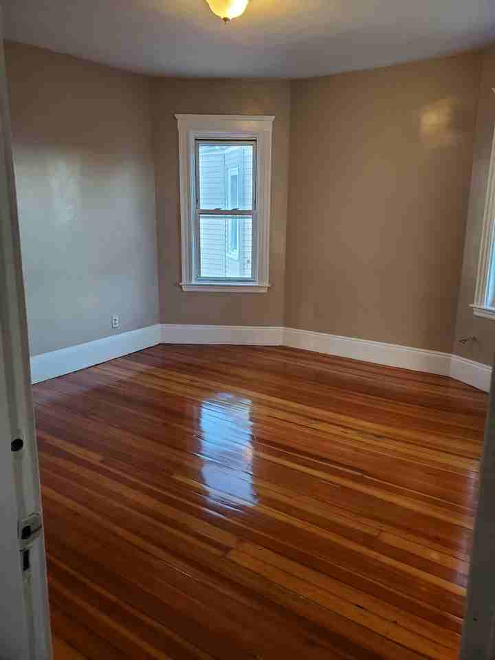 7 Cameron St #3 - Photo 2 of 11