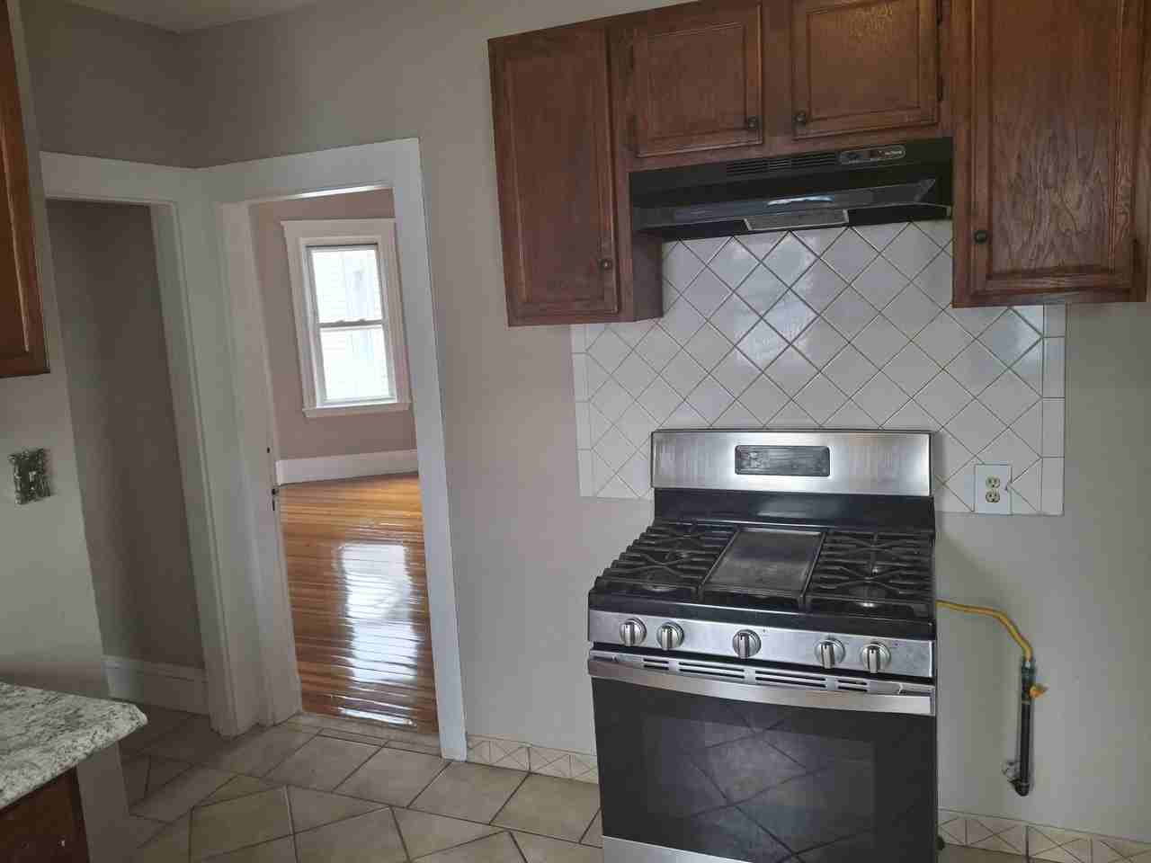 7 Cameron St #3 - Photo 6 of 11