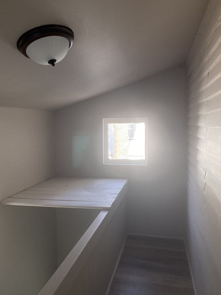 305 N Winton Rd #2 - Photo 5 of 24