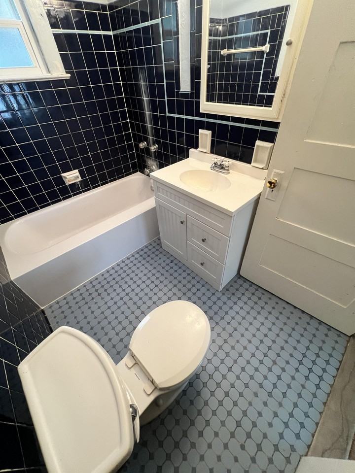59 Selye Ter #59 - Photo 2 of 20