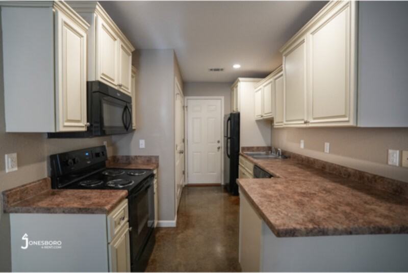 136 Brookland St - Photo 4 of 11
