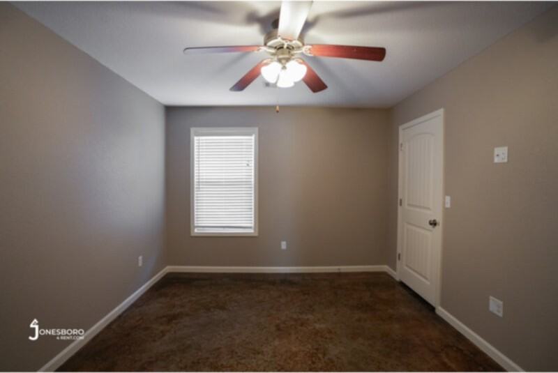 136 Brookland St - Photo 7 of 11