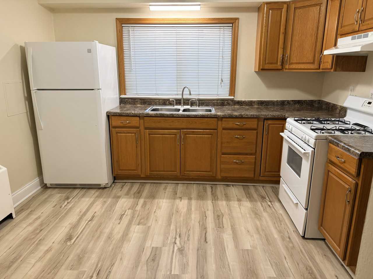 2306 W 5th Ave #6 - Photo 3 of 14