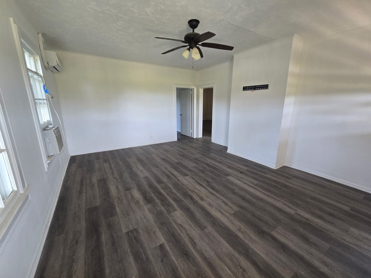 571 1st St #NA - Photo 7 of 11