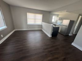 featured image of 1748 N Hillside St