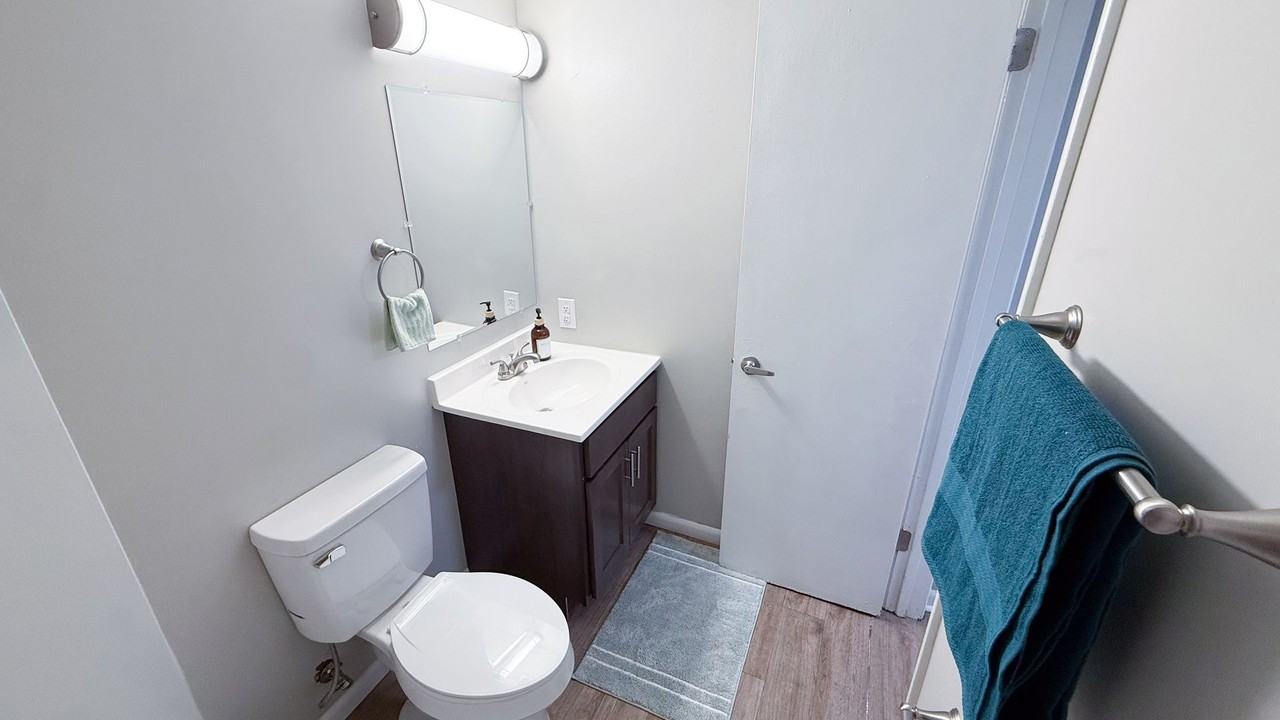 107 E Healey - Photo 6 of 16