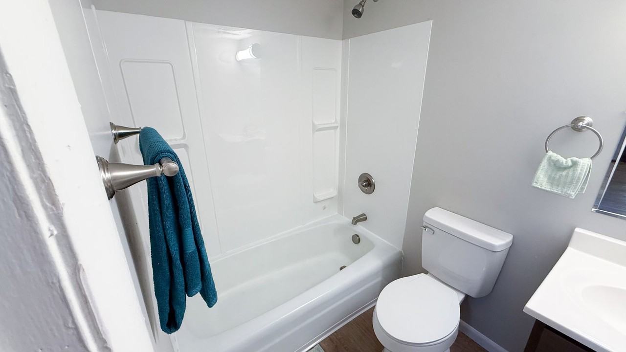 107 E Healey - Photo 7 of 16