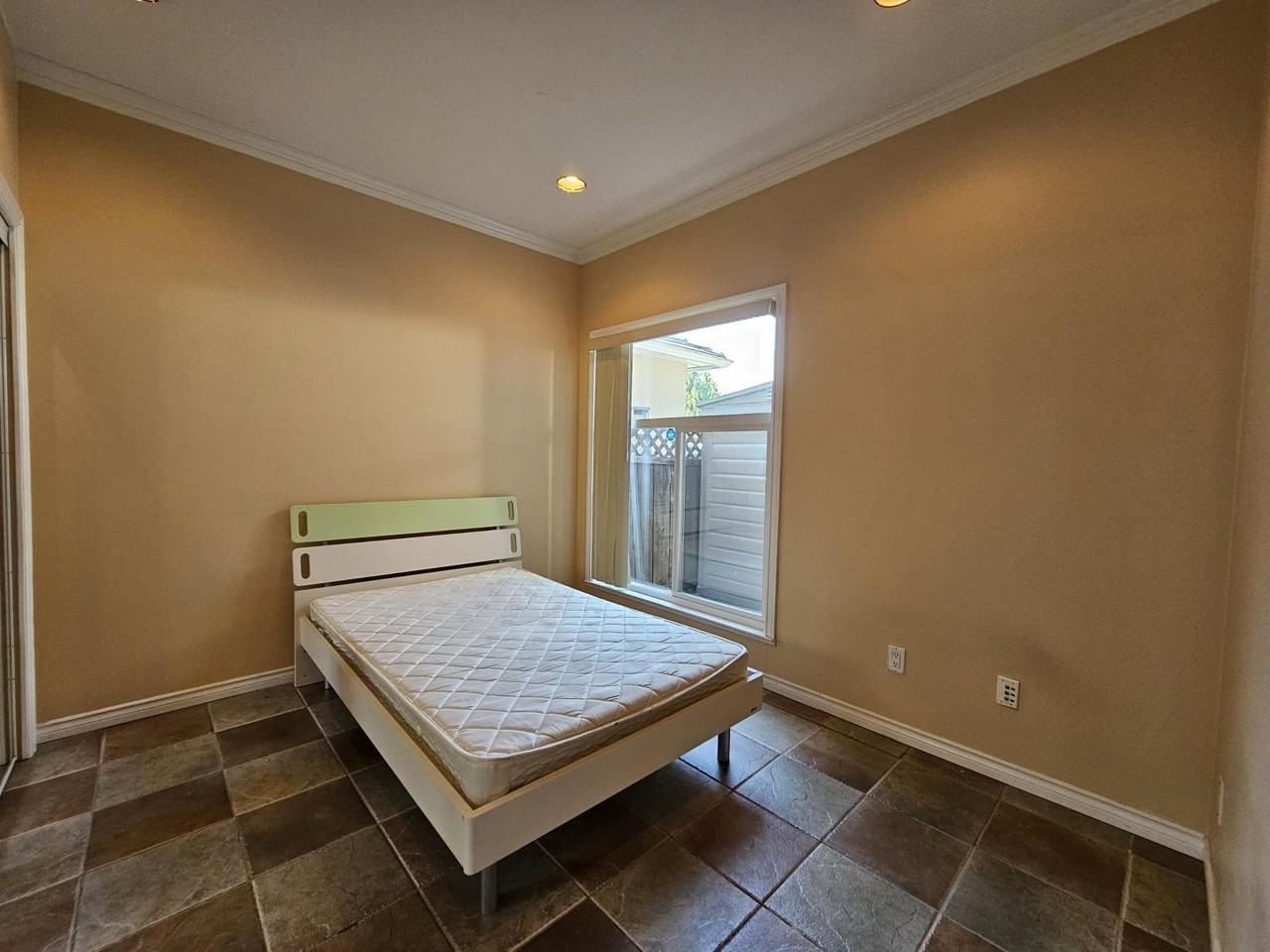 7091 Nelson Avenue - Photo 2 of 11