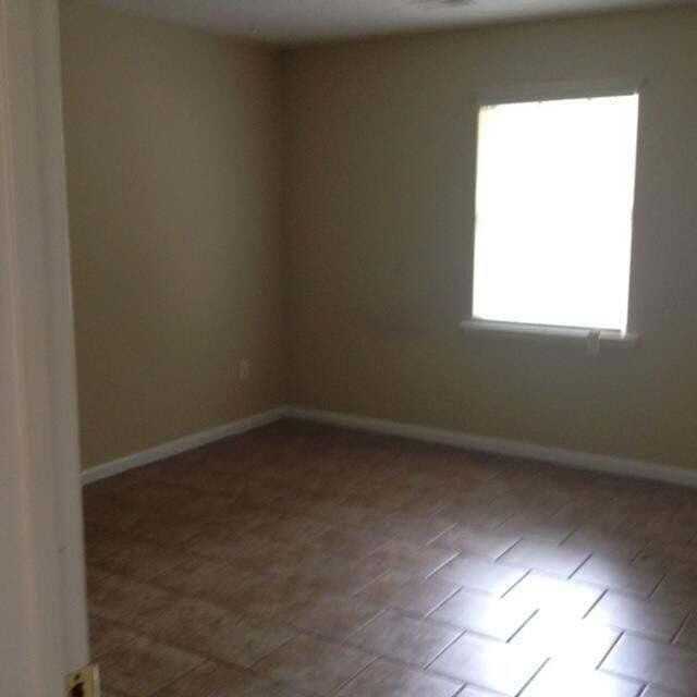 114 Joshua Ln - Photo 5 of 5