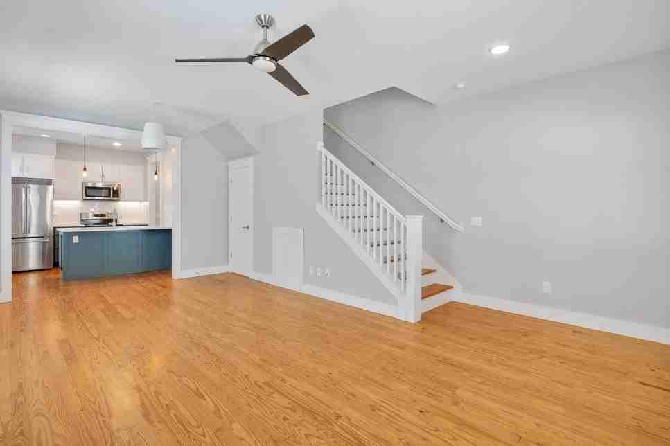 135 E South St - Photo 5 of 23