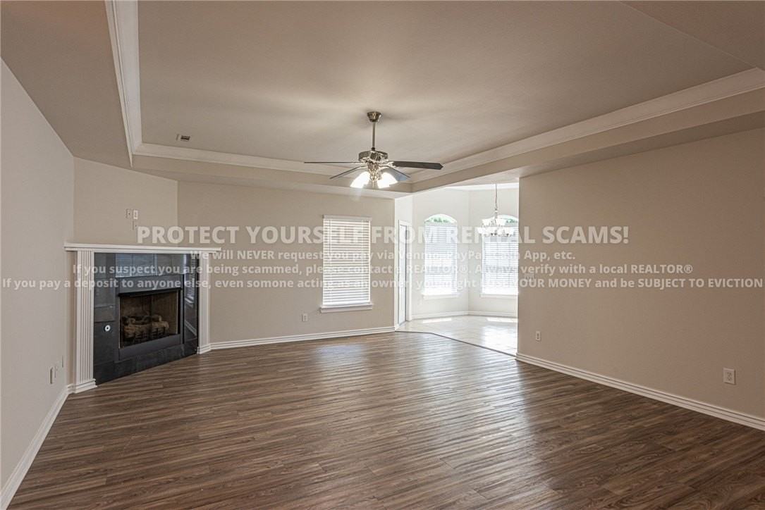 1674 N Hazeltine Dr - Photo 4 of 17