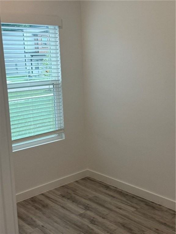 1021 States Ave - Photo 6 of 11