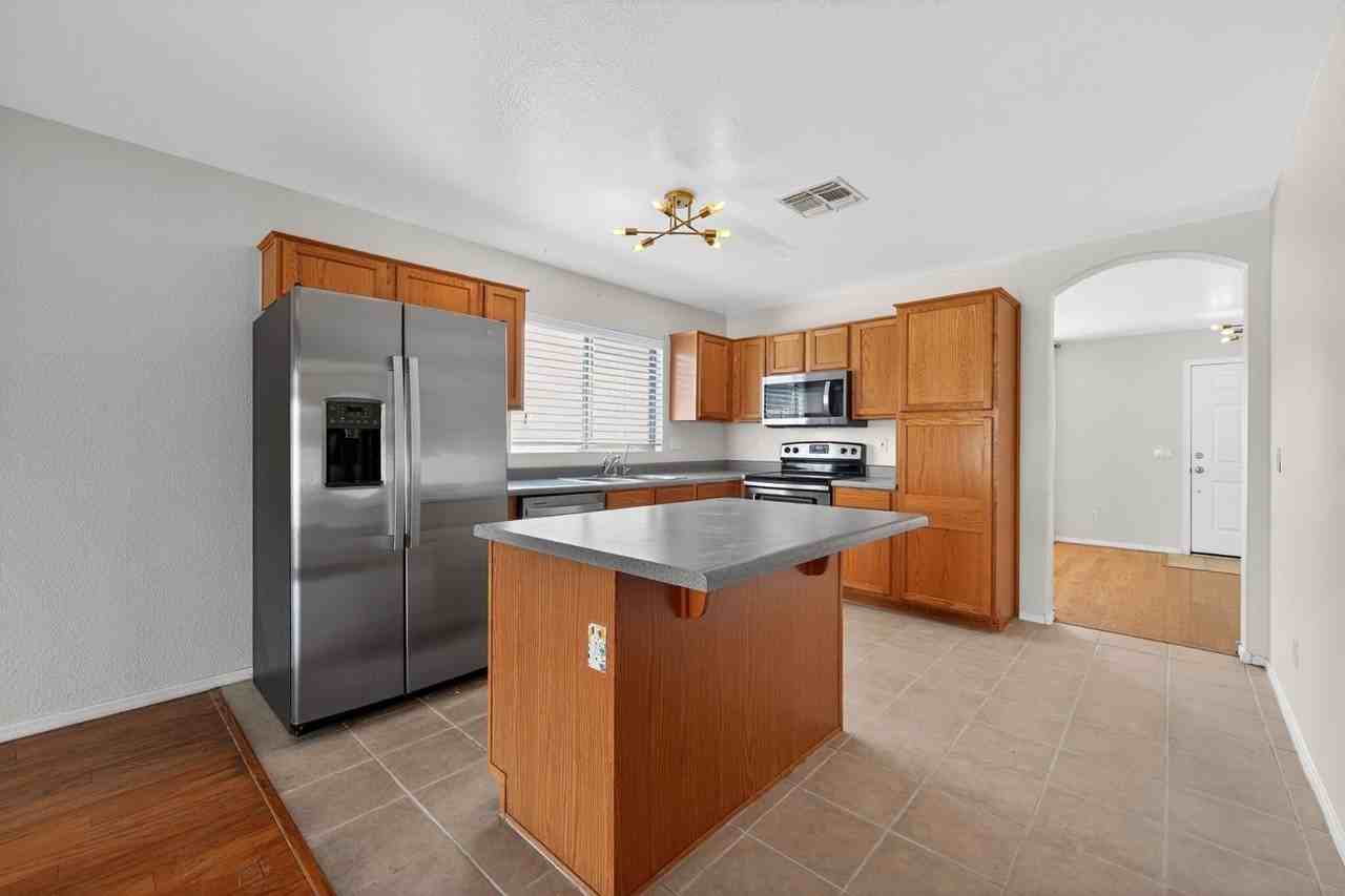 6816 S Russet Sky Way - Photo 5 of 16