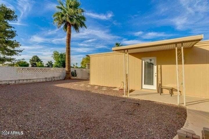 400 S Paladin Cir - Photo 2 of 3