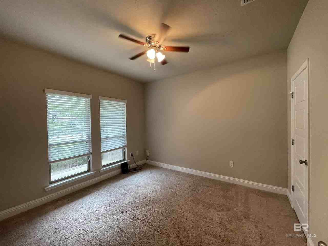 31849 Calder Ct - Photo 5 of 12