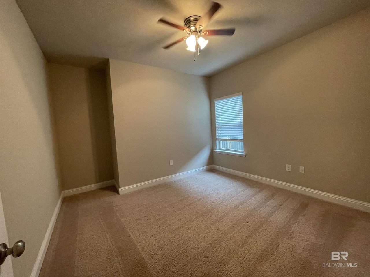 31849 Calder Ct - Photo 6 of 12