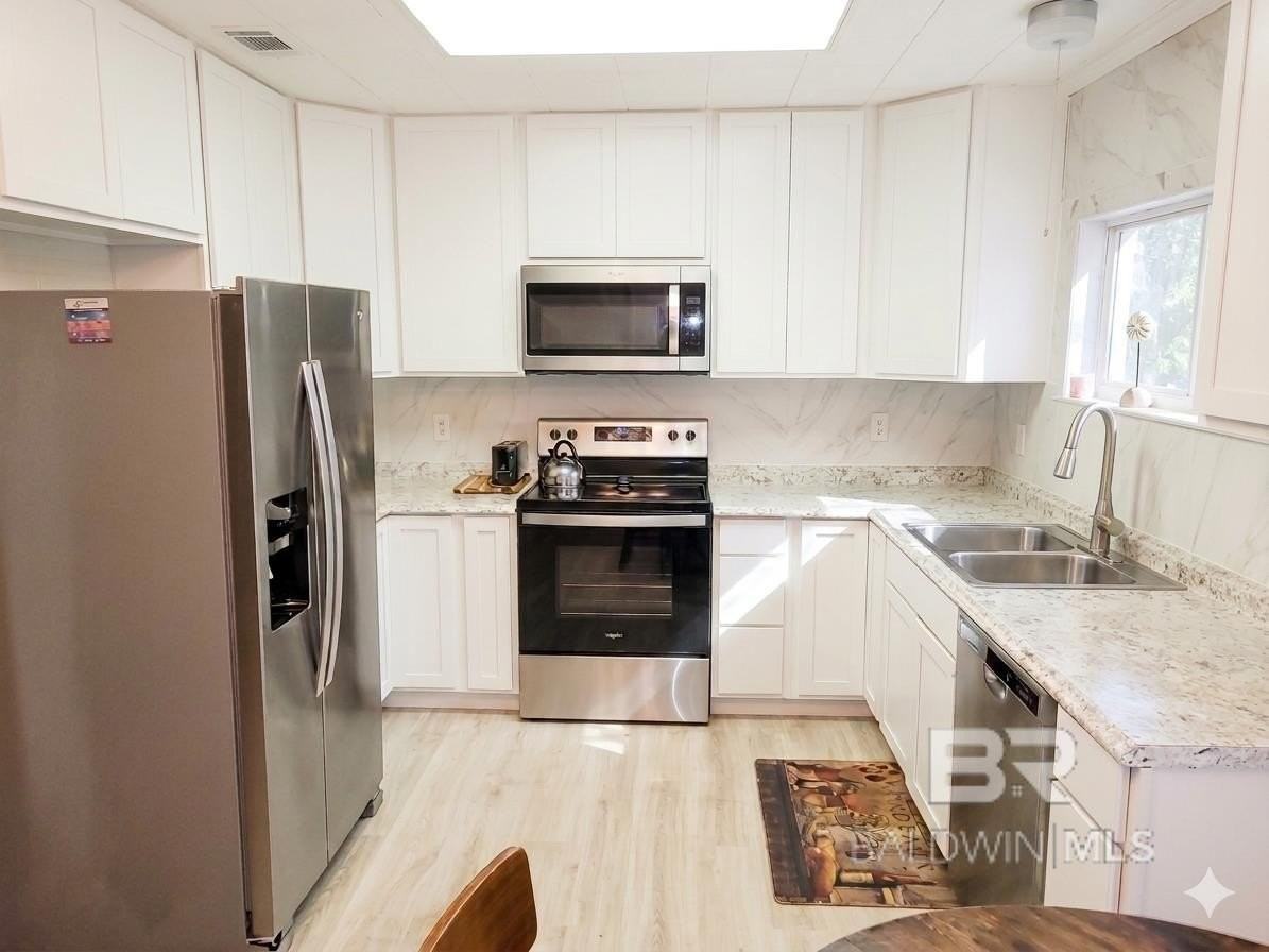 34394 Lost River Rd - Photo 6 of 19
