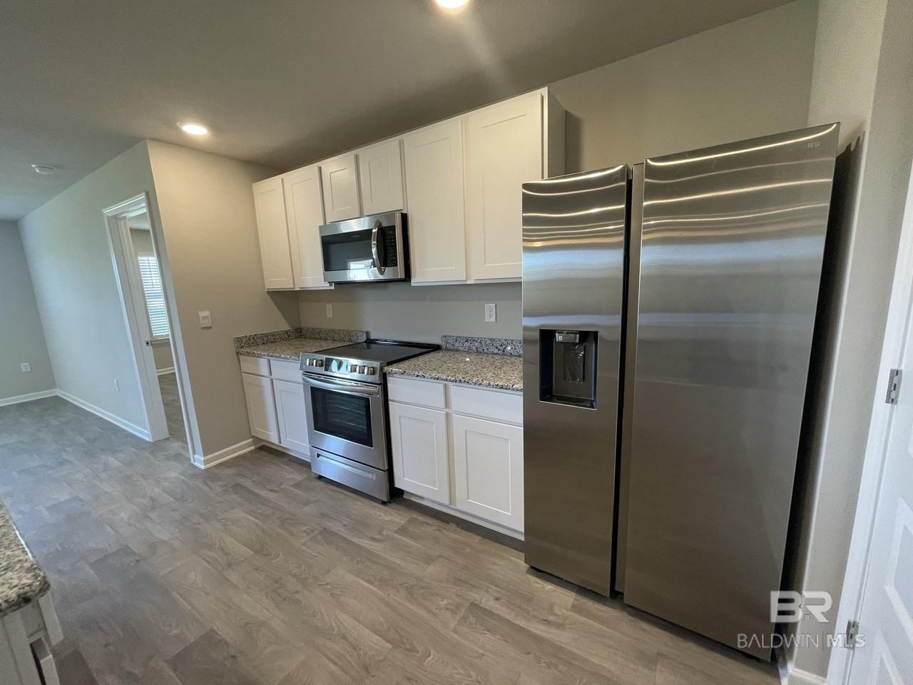 Shadowridge Dr - Photo 4 of 22