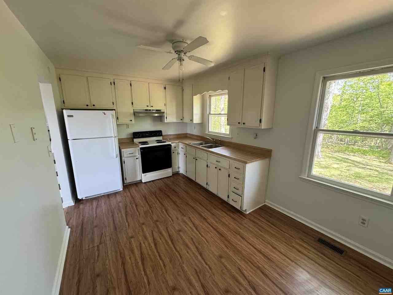 86 Saddle Creek Ln - Photo 4 of 10