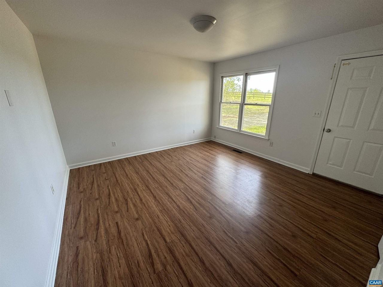 86 Saddle Creek Ln - Photo 5 of 10