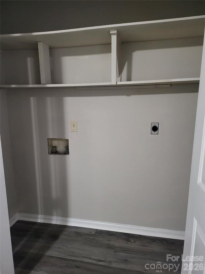 451 Montgomery Ave #1 - Photo 7 of 14