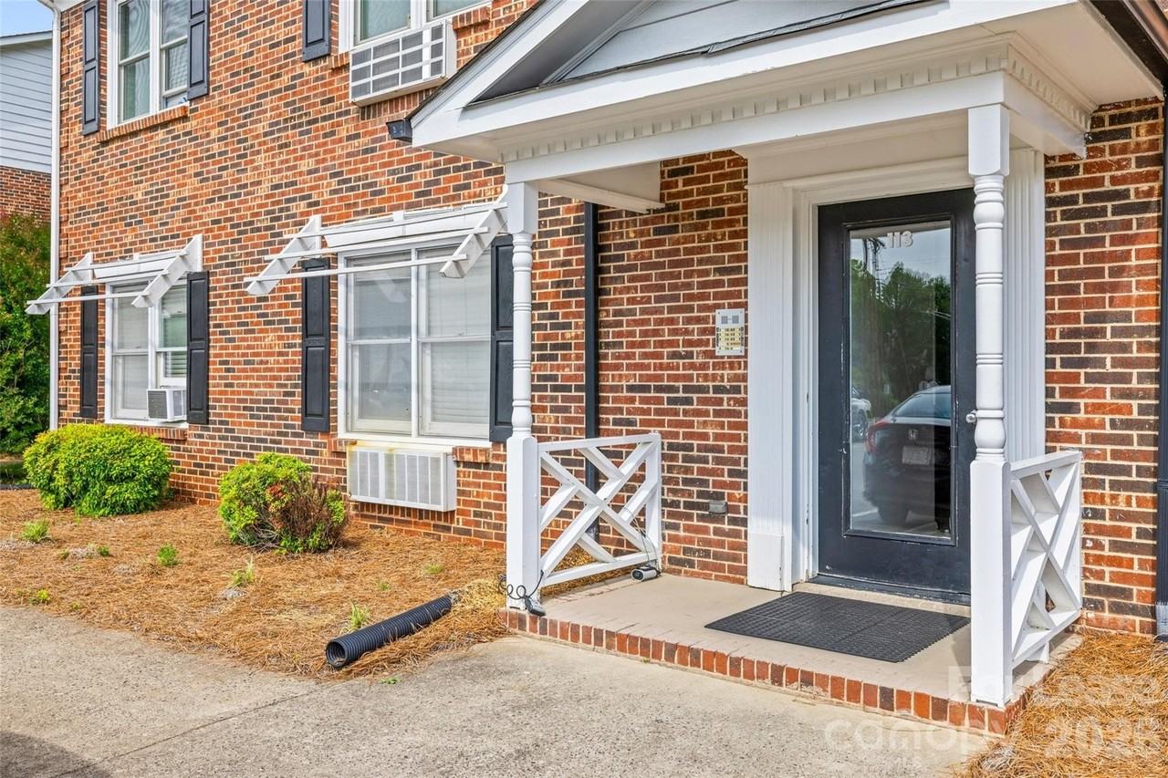 113 Stroupe Rd #E - Photo 2 of 33