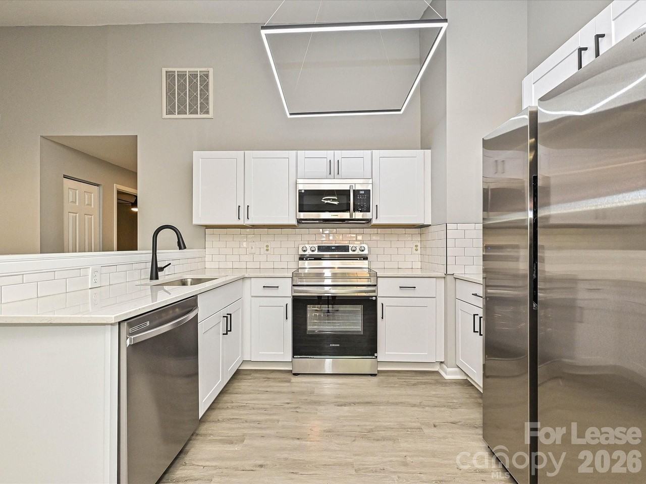 633 Pennwood Ln - Photo 6 of 29