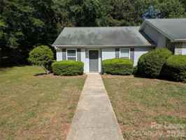 featured image of 111 Birdie Ct