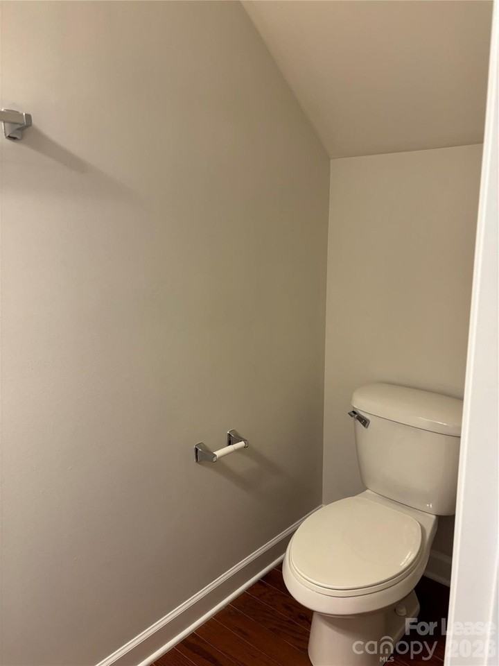 11114 Sandstone Rd - Photo 3 of 47