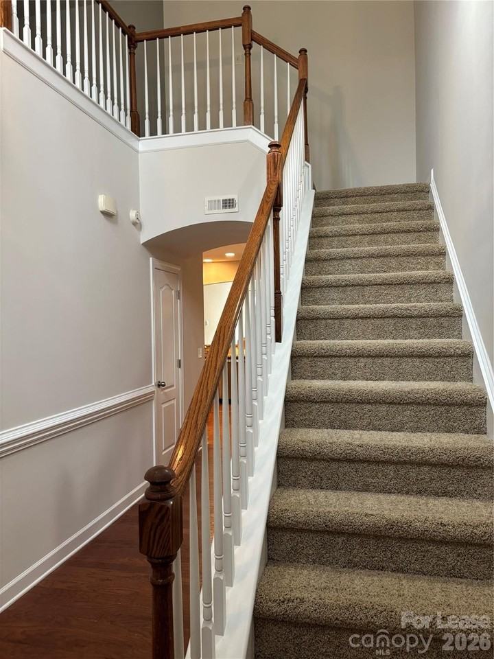 11114 Sandstone Rd - Photo 5 of 47