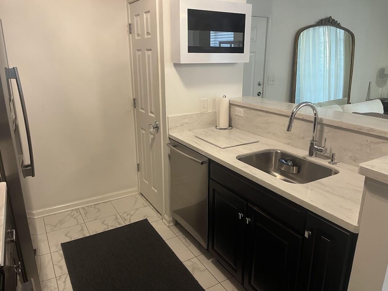 1600 Long Grove Dr #1518 - Photo 5 of 12