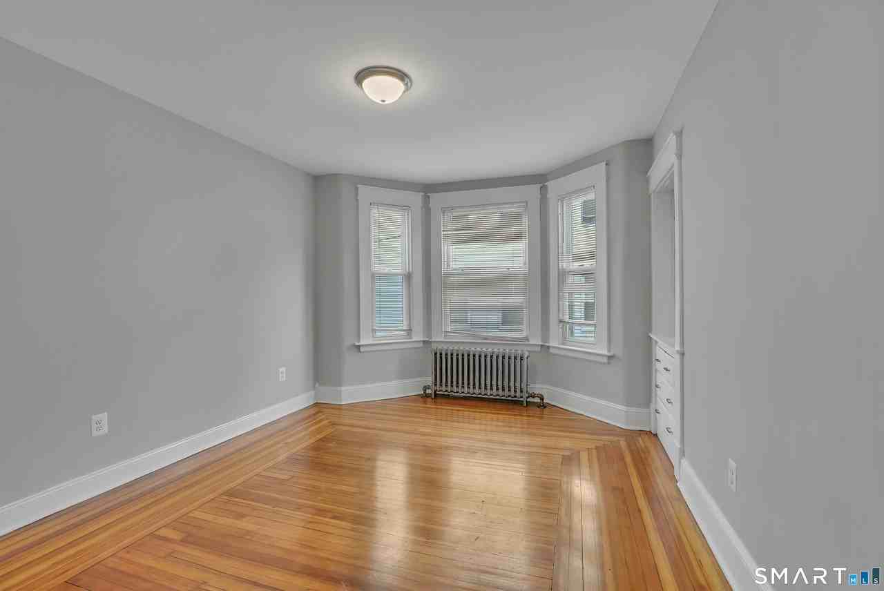 50 Clinton St #1stFL - Photo 3 of 19