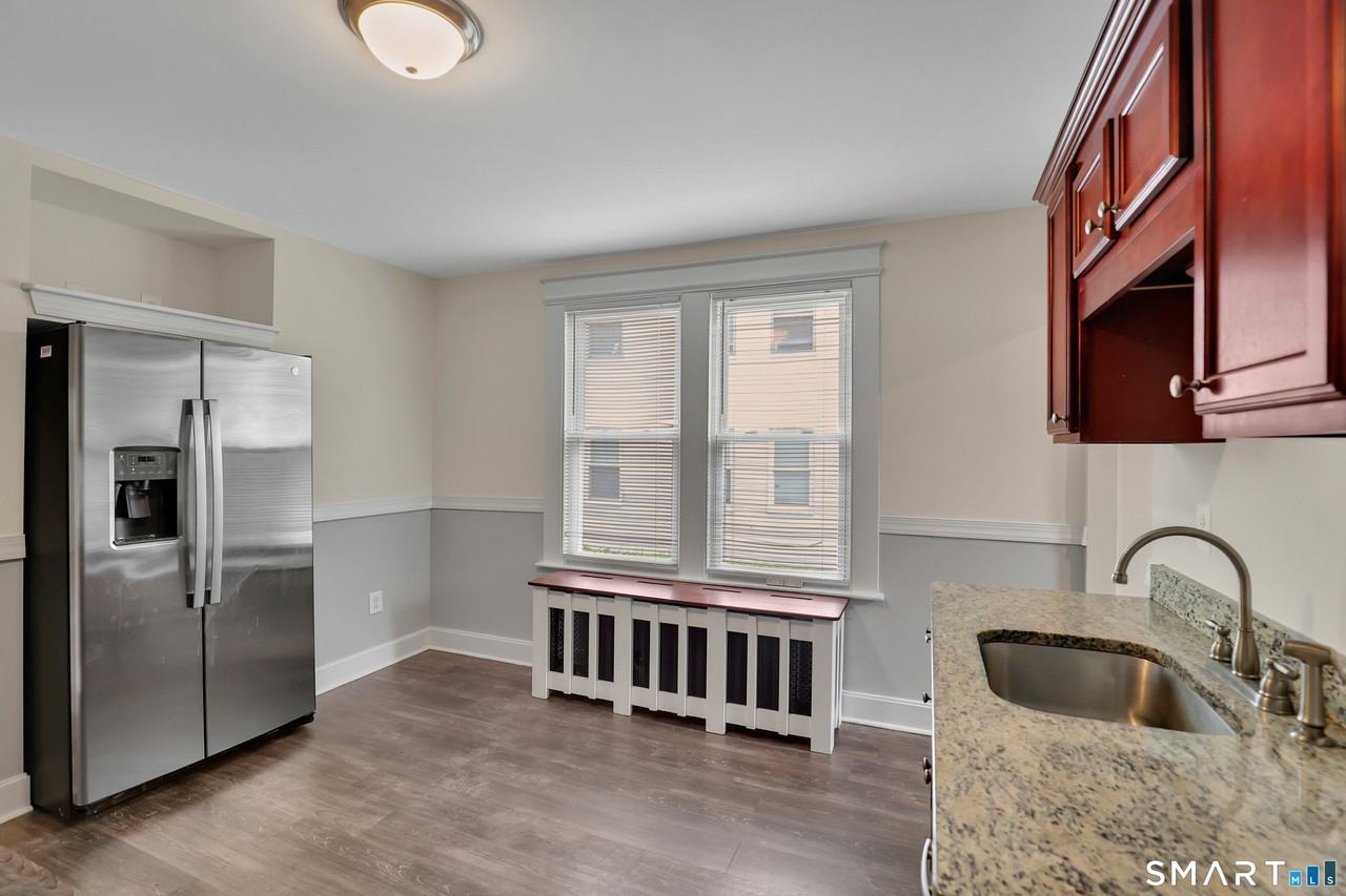 50 Clinton St #1stFL - Photo 6 of 19