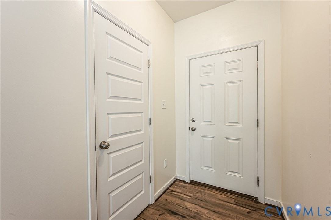 18353 Palisades Ct - Photo 4 of 49