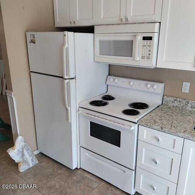 27 Ocean Shore Dr - Photo 4 of 31