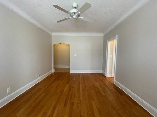 145 Englewood Ave - Photo 6 of 32