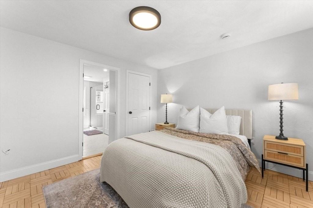 9 Dexter St - Photo 7 of 13