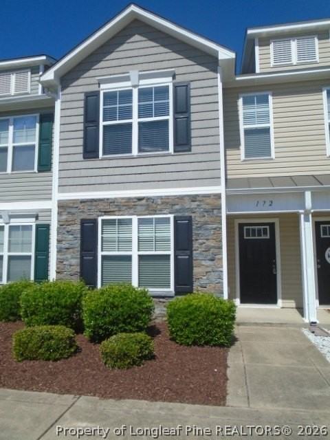 172 Collinwood Dr - Photo 2 of 16