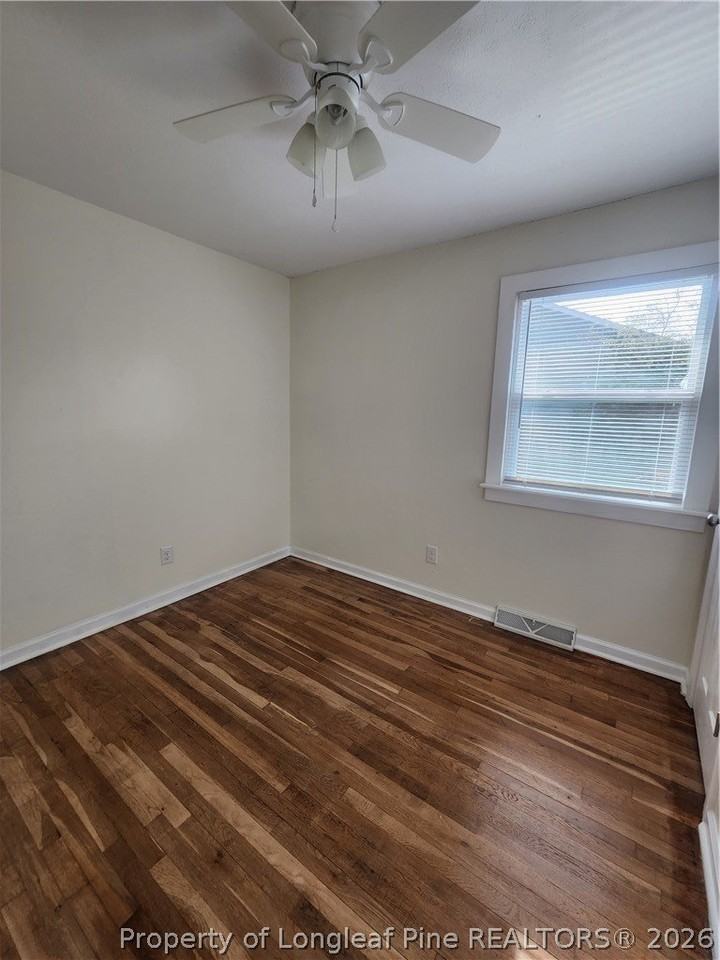 314 Bradford Ave - Photo 7 of 8