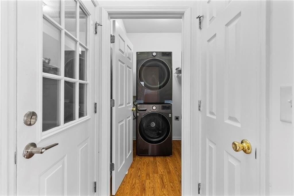 111 Bellewood Ct - Photo 7 of 13