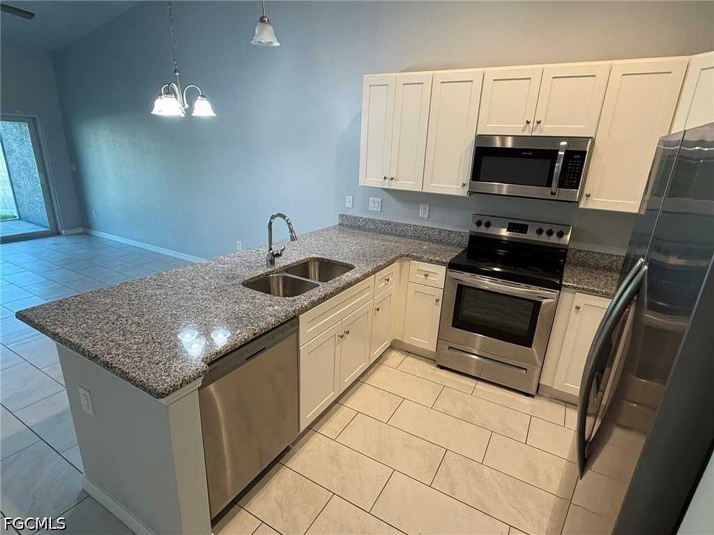 3536 Sw 17th Ave - Photo 5 of 31