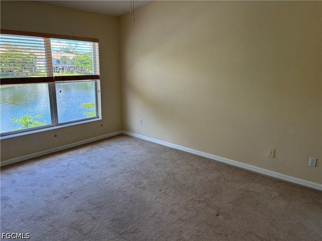 8271 Village Edge Cir #5 - Photo 7 of 11