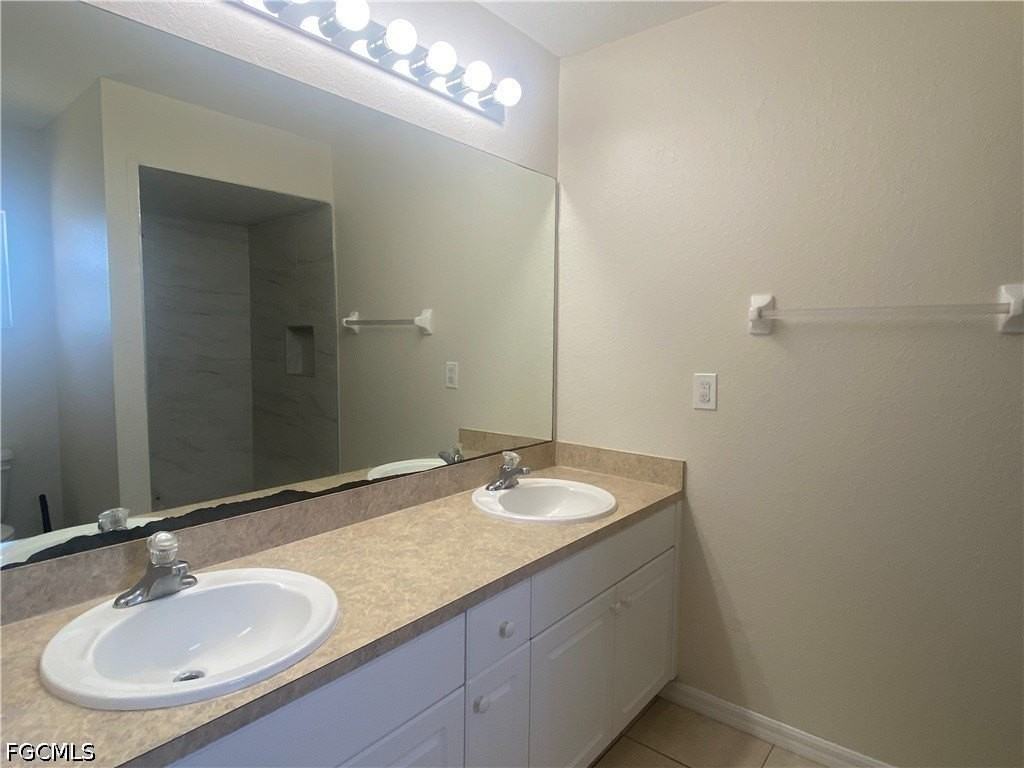 4401 Ne 22nd Pl - Photo 7 of 12