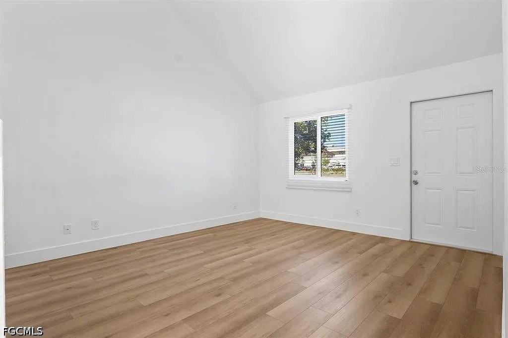 1101 Country Club Blvd #1101 - Photo 2 of 18